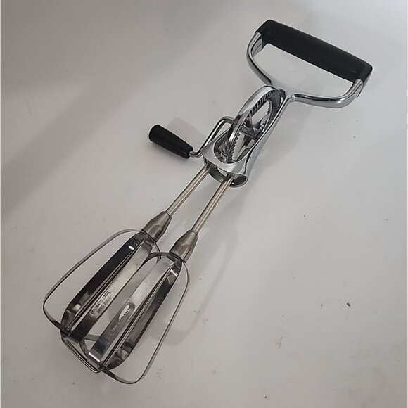 Vintage Best Egg Beater Hand Held Crank Mixer Stainless Steel Black Handle 11” - Picture 1 of 5